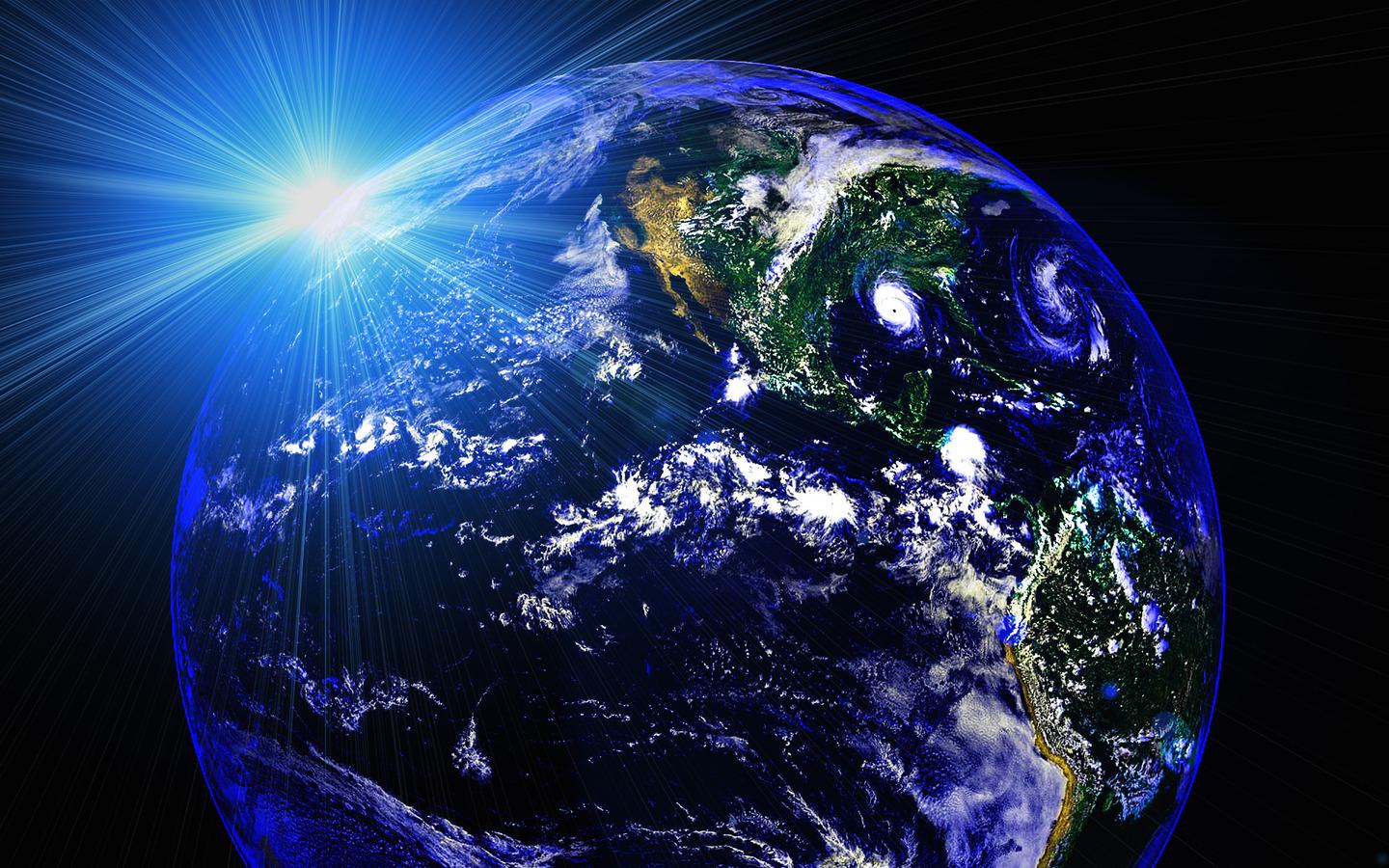 Earth2.JPG